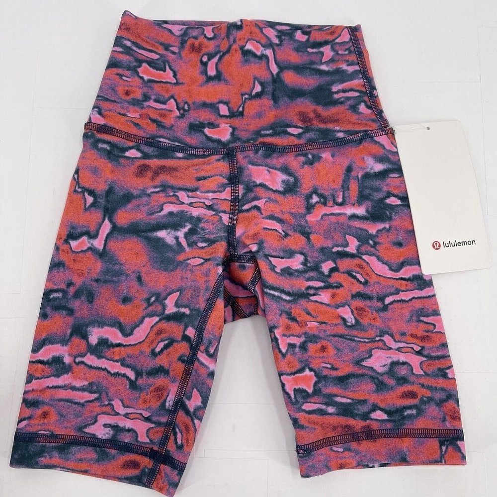 LULULEMON WUNDER TRAIN HR SHORT 8" SIZE 0 CHROMA CLASH MULTI NEW